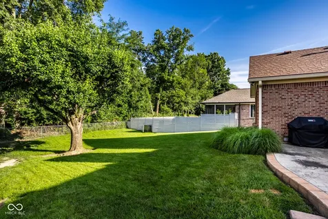 592 Heckman Drive Greenwood IN 46142