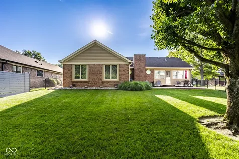592 Heckman Drive Greenwood IN 46142