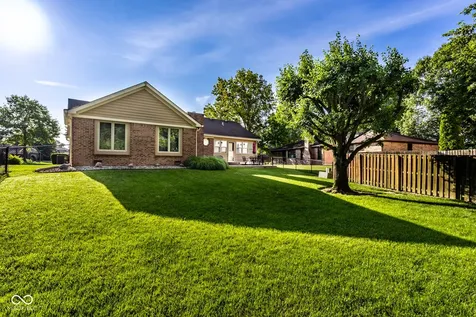 592 Heckman Drive Greenwood IN 46142