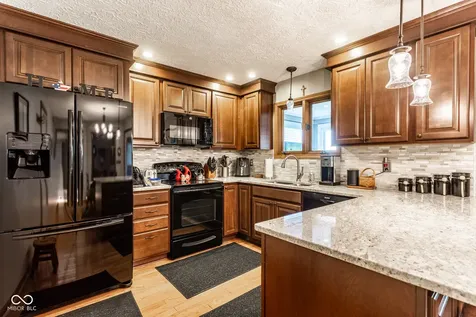 592 Heckman Drive Greenwood IN 46142