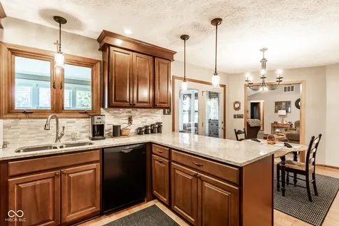 592 Heckman Drive Greenwood IN 46142