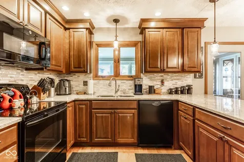 592 Heckman Drive Greenwood IN 46142