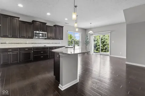 13824 Fieldcrest Drive Mccordsville IN 46055