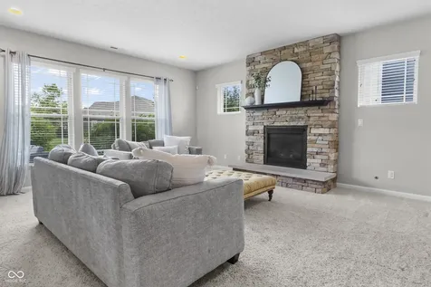 13824 Fieldcrest Drive Mccordsville IN 46055