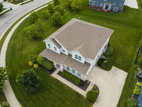 13824 Fieldcrest Drive Mccordsville IN 46055