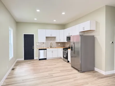 17 E Caven Street Indianapolis IN 46225