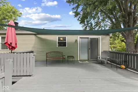 1217 Ridgepointe Drive Indianapolis IN 46234