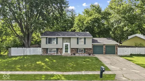 1217 Ridgepointe Drive Indianapolis IN 46234
