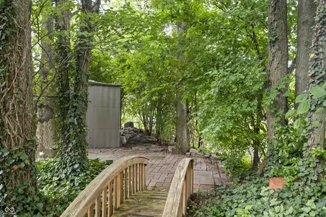 823 Jordan Drive Greenwood IN 46143