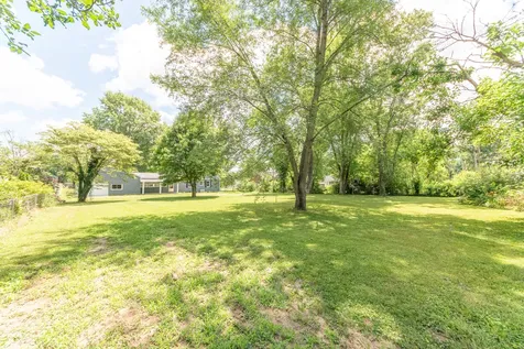 3344 Westenedge Drive Columbus IN 47203