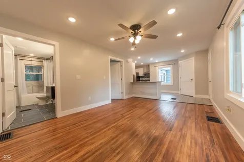 3344 Westenedge Drive Columbus IN 47203