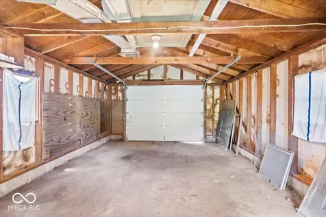 524 N Bradley Avenue Indianapolis IN 46201
