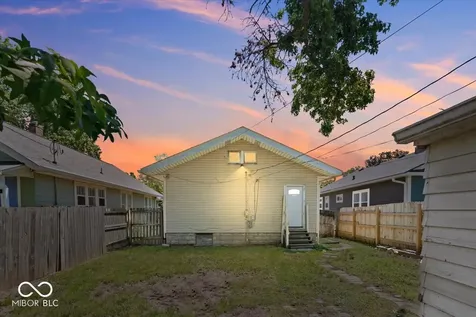 524 N Bradley Avenue Indianapolis IN 46201