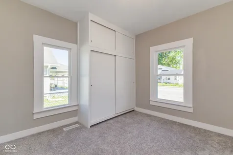 1707 W 8th Street Anderson IN 46016
