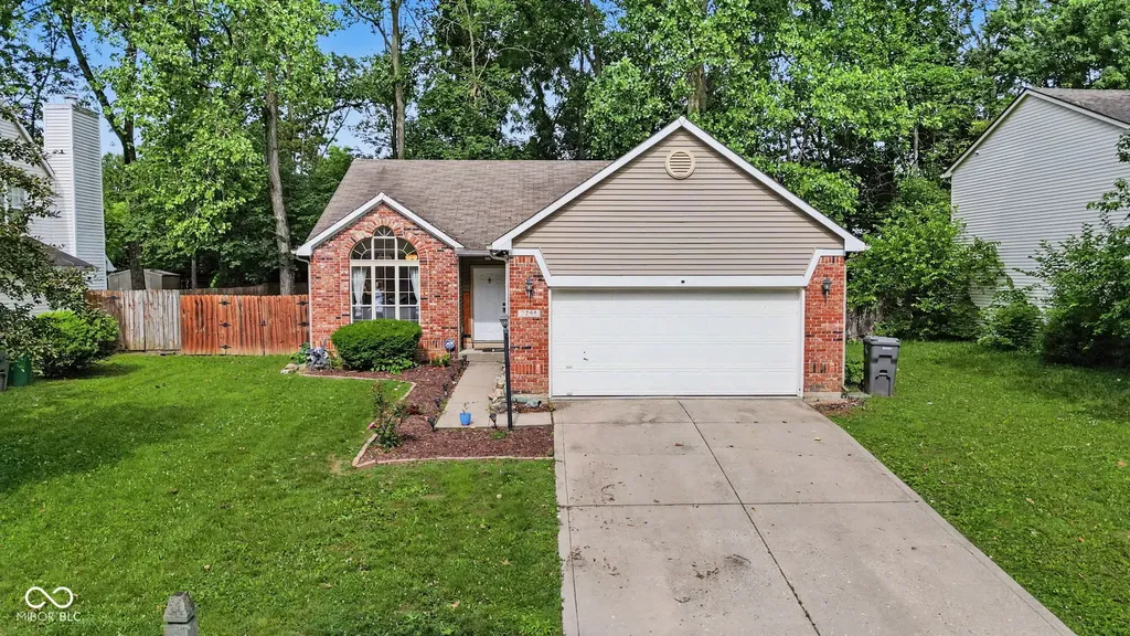 7244 Bradford Woods Way Indianapolis IN 46268