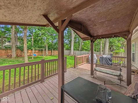 7244 Bradford Woods Way Indianapolis IN 46268