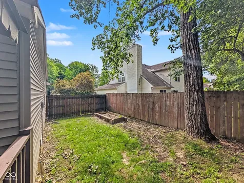 7244 Bradford Woods Way Indianapolis IN 46268