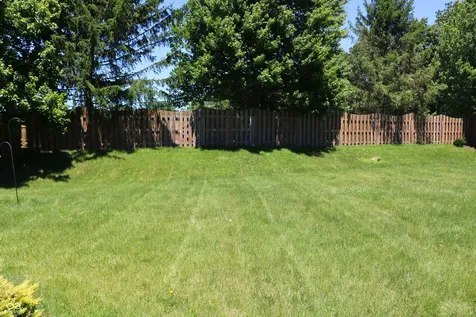 5698 N Bluegrass Circle Lafayette IN 47905