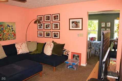 5698 N Bluegrass Circle Lafayette IN 47905