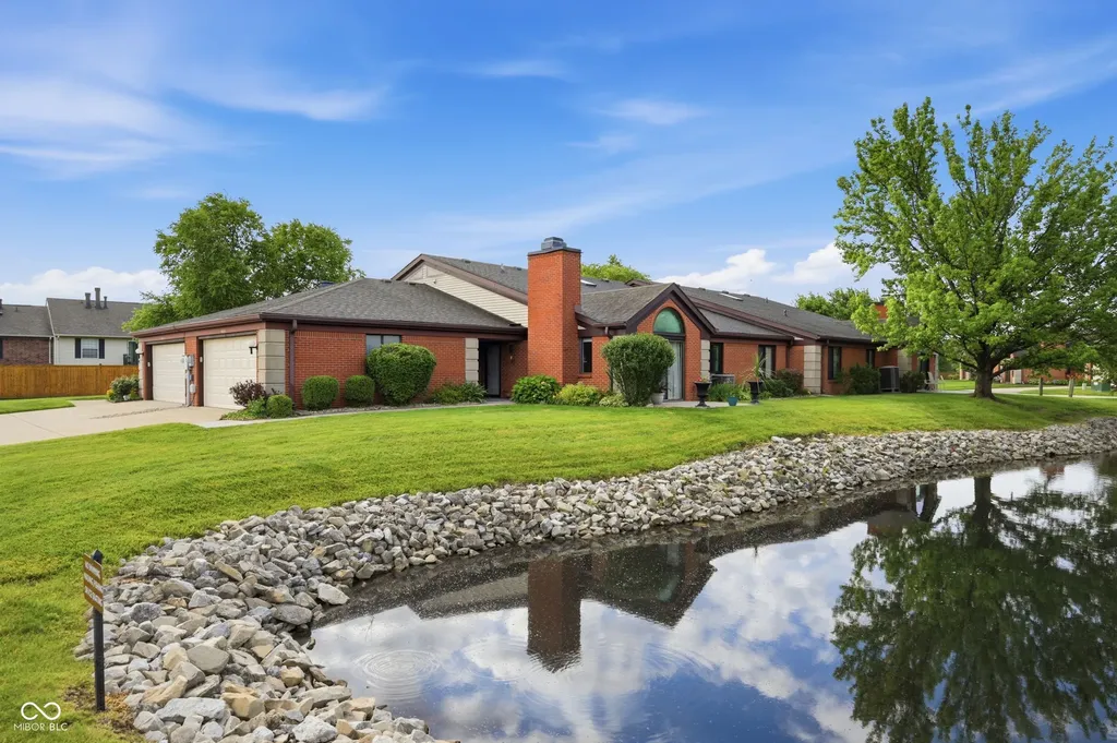 9278 Oak Run East Drive Indianapolis IN 46260