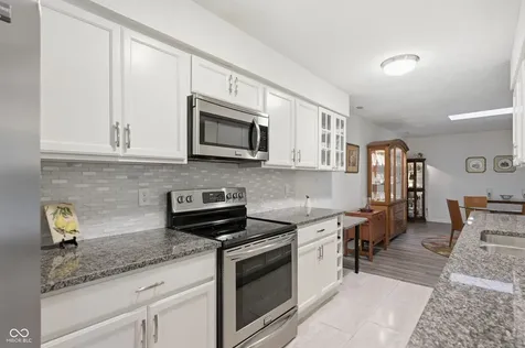 9278 Oak Run East Drive Indianapolis IN 46260