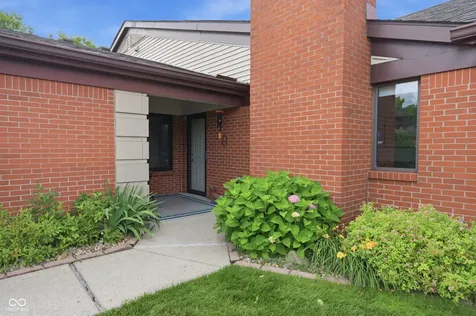 9278 Oak Run East Drive Indianapolis IN 46260
