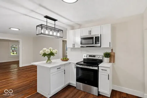 609 N Emerson Avenue Indianapolis IN 46219