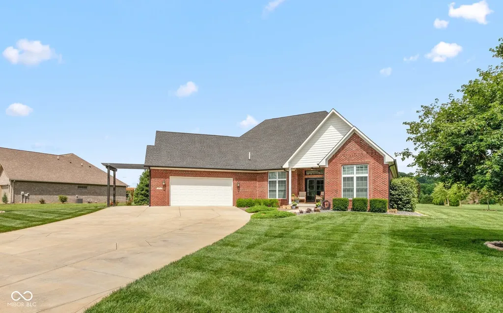 1055 Golden Leaf Drive Martinsville IN 46151