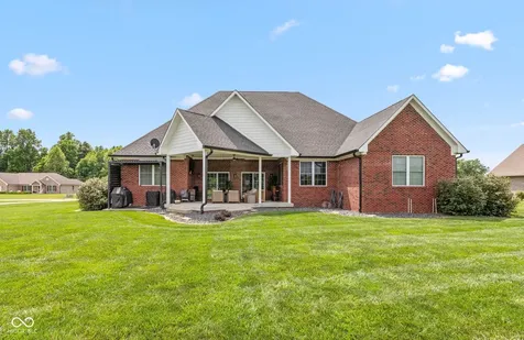 1055 Golden Leaf Drive Martinsville IN 46151