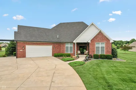 1055 Golden Leaf Drive Martinsville IN 46151