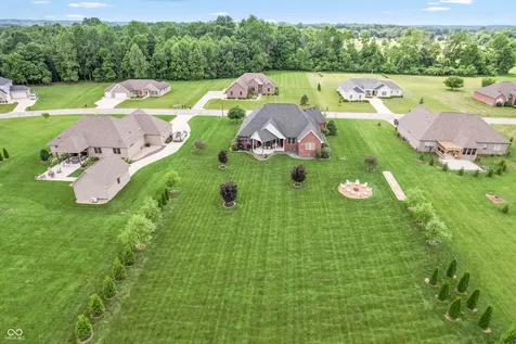 1055 Golden Leaf Drive Martinsville IN 46151