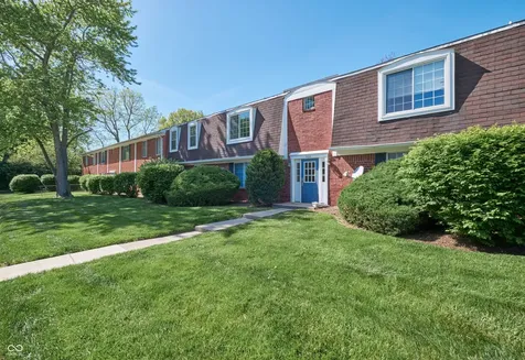922 Hoover Village Drive Indianapolis IN 46260
