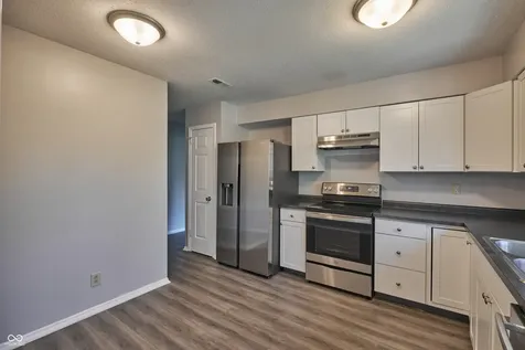 922 Hoover Village Drive Indianapolis IN 46260