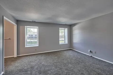 922 Hoover Village Drive Indianapolis IN 46260