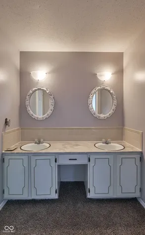 922 Hoover Village Drive Indianapolis IN 46260