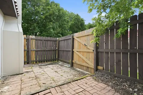 8353 Paso Del Norte Court Indianapolis IN 46227