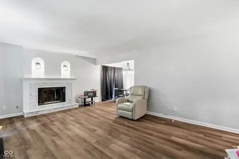 8353 Paso Del Norte Court Indianapolis IN 46227