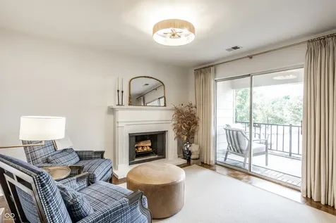 7432 Lions Head Drive Indianapolis IN 46260