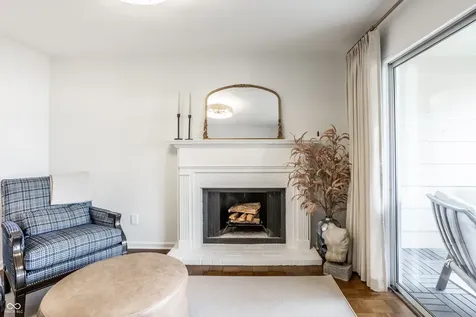 7432 Lions Head Drive Indianapolis IN 46260