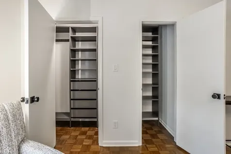 7432 Lions Head Drive Indianapolis IN 46260