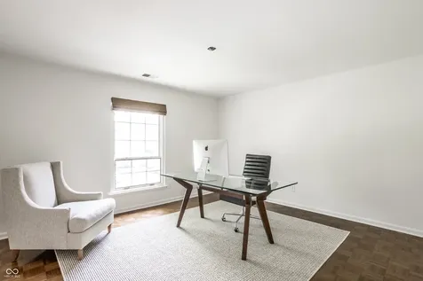 7432 Lions Head Drive Indianapolis IN 46260