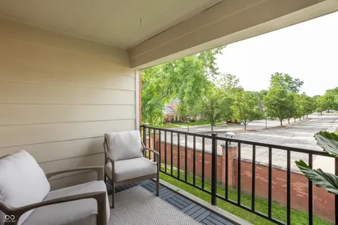 7432 Lions Head Drive Indianapolis IN 46260