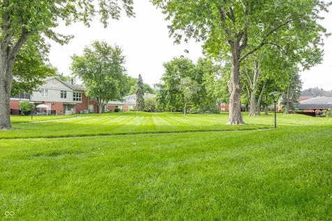 7432 Lions Head Drive Indianapolis IN 46260