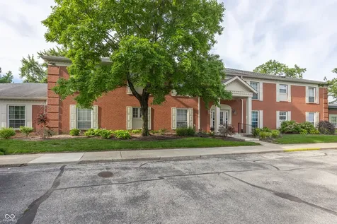 7432 Lions Head Drive Indianapolis IN 46260