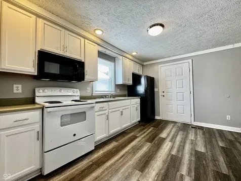 921 N Obrien Seymour IN 47274