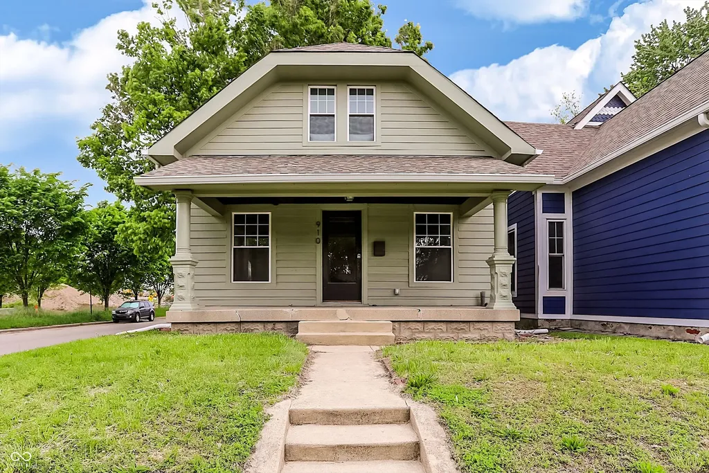 910 Sanders Street Indianapolis IN 46203