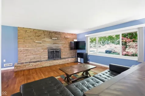 3504 Pinecrest Road Indianapolis IN 46234