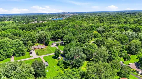 3504 Pinecrest Road Indianapolis IN 46234