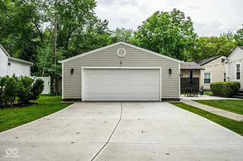 651 E 86th Street Indianapolis IN 46240