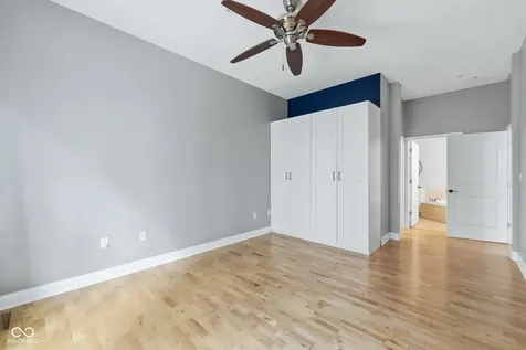 355 E Ohio Street Indianapolis IN 46204
